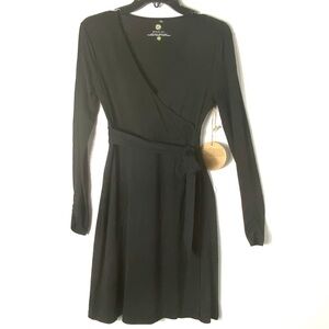 Dakini XS black wrap long ruched sleeve dress